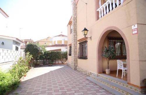 Sueca House | MD Villa con piscina en Mareny Beach