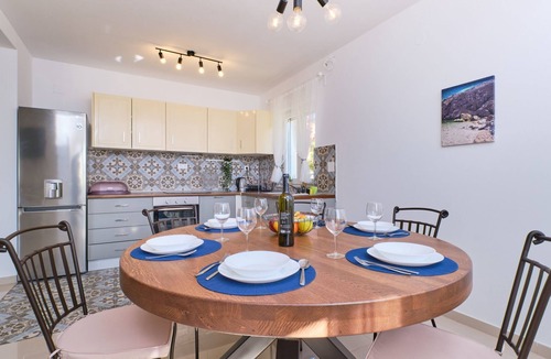 Miholascica House | Mea Cres Meer Villa by Interhome