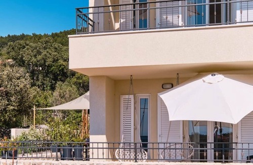 Miholascica Villa | MEACres Sea - seaview pool villa