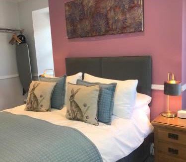 Jedburgh Bed & Breakfast | Meadhon Guest House