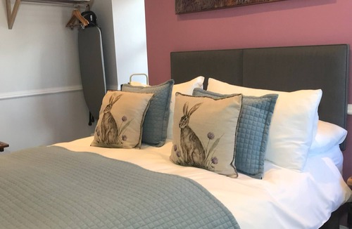 Jedburgh House | Meadhon House