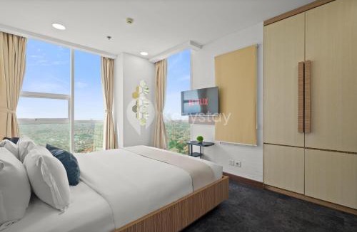 Kebon Jeruk Apartment | Meadow by Kozystay - Newly Renovated - Kebon Jeruk