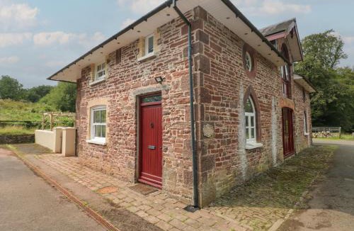 Llanarthney House | Meadow Cottage
