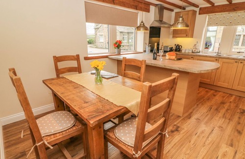 Cowling Cottage | Meadow Cottage