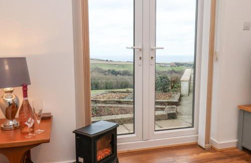 Scarborough House | Meadow Cottage