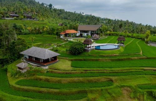 Sukasada Cabin | Meadow Hills Villas by Mahaprana
