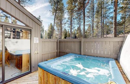 Sunriver Apartment | Meadow House 11 | Discover Sunriver