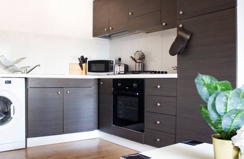 Loughborough Apartment | Meadow Lane Apartment 5