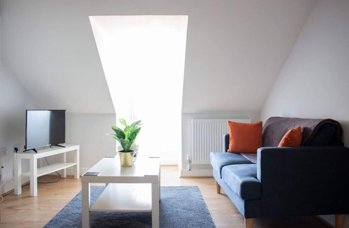 Loughborough Apartment | Meadow Lane Apartment 5