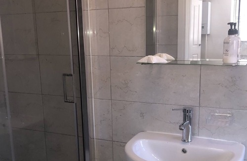 Loughborough Apartment | Meadow Lane Apartment 7