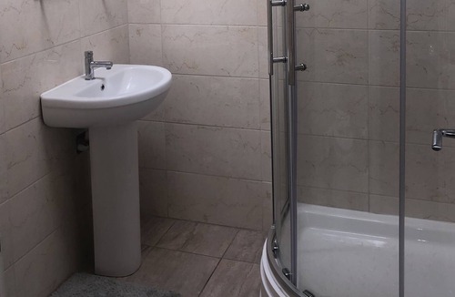 Loughborough Apartment | Meadow Lane Apartment 7