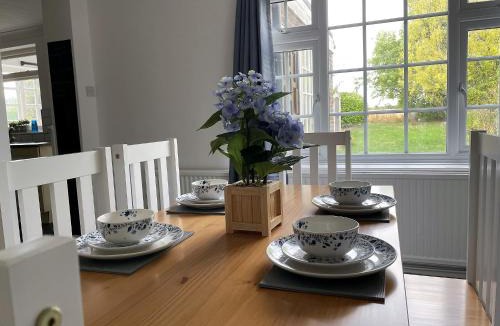 Old Somerby House | Meadow Lark