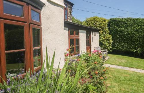 Pensilva House | Meadow Lea