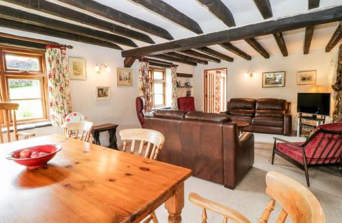 Pensilva House | Meadow Lea