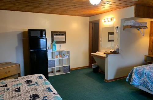 Bridgeport Hotel | Meadow Park on 385