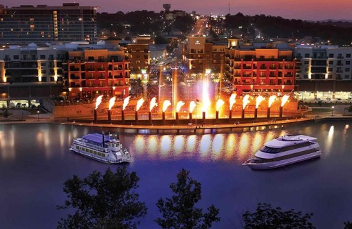 Branson House | Meadow Ridge 3 King Suites 8-6