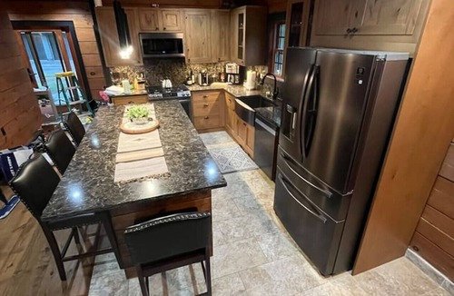 Altmar Cabin | Meadow Ridge Lodge & Apartment for Large Groups