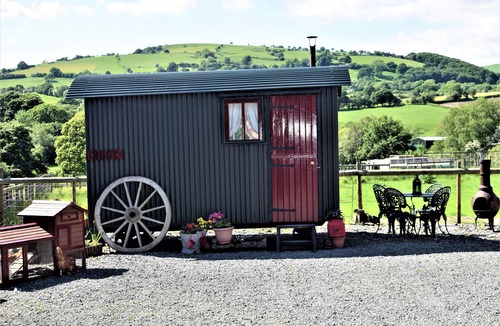Rhayader Cabin | Meadow Shepherds hut