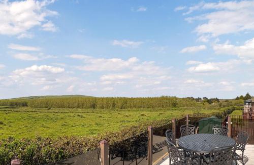 Mullacott House | Meadow View 16