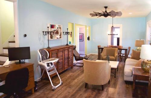 Bemus Point House | Meadow View at Chautauqua Lake 1.5 Acres Sleeps 10