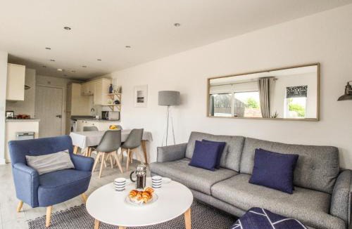 Bere Regis House | Meadow View Barn