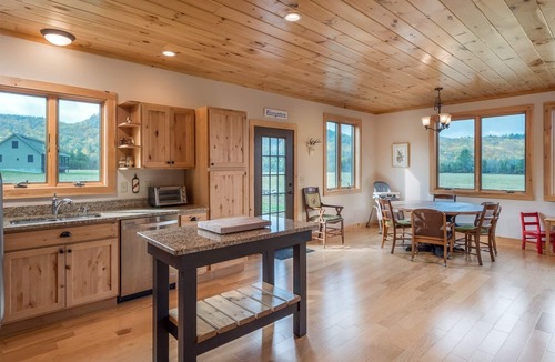 Bethel House | Meadow View Cabin | 3 Bed, 2 Bath