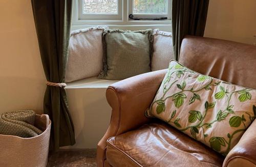 Chedworth House | Meadow View Cottage