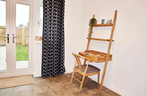 Exeter House | Meadow View, Elm Park