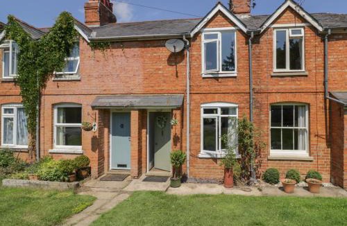 Banbury House | Meadow View
