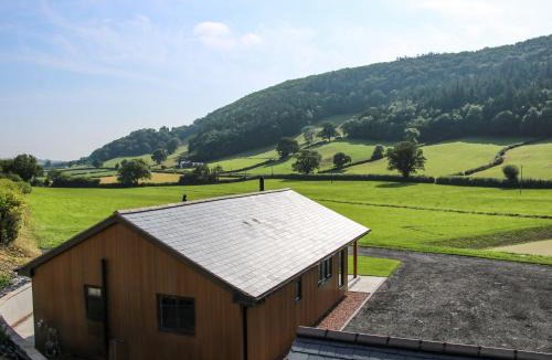 Meifod House | Meadow View