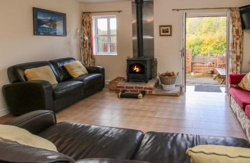 Mold House | Meadow View