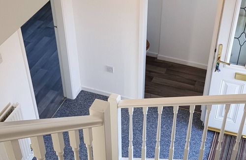 Stamford House | Meadow View House with private bathroom