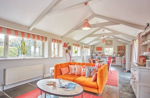 Saint Columb Major House | Meadow View is a detached barn conversion set in extensive grounds