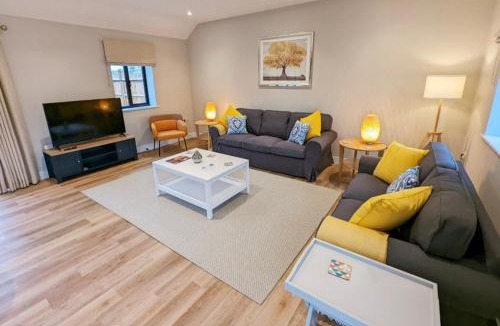 Bury St Edmunds Apartment | Meadow View Lodges
