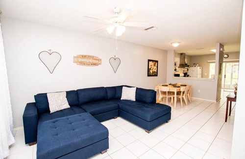 Meadow Pointe House | Meadow View on Kennewick Ct - Dog Friendly