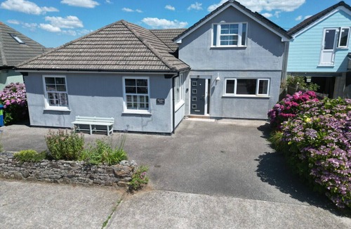Widemouth Bay House | Meadow View - Widemouth Bay Cornwall