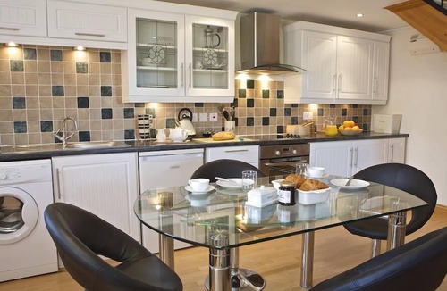 Loddiswell Cottage | MEADOW VIEW, with a garden in Modbury