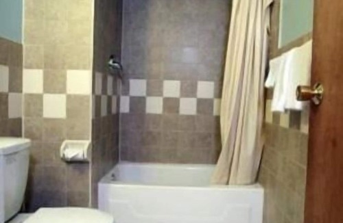 Jericho Hotel | Meadowbrook Motor Lodge