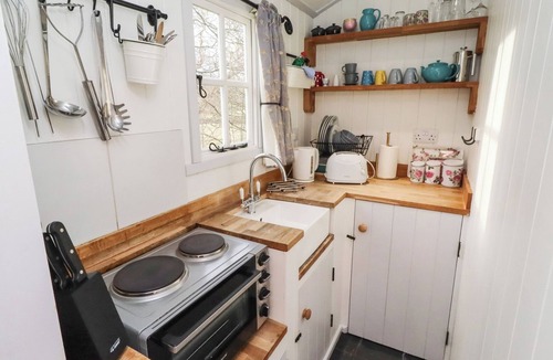 Falstone Cottage | MEADOWS, romantic, with open fire in Bellingham