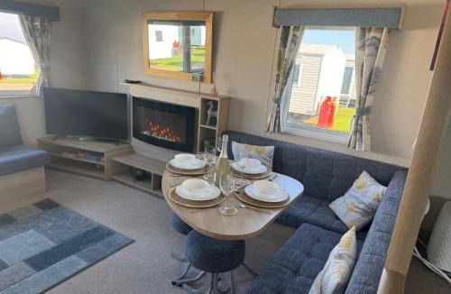 Allhallows House | Meadowside Caravan Hire Haven Kent Coast
