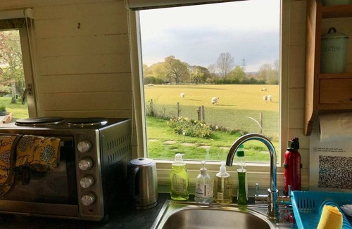 Herstmonceux Cabin | Meadowsweet - luxury Shepherd's Hut, amazing views