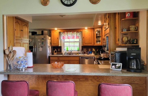 Canaan Valley House | Meadowview Solar Haven - Hot Tub