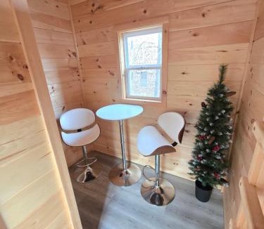 Louisville Resort | Meadowview Springs Pond View