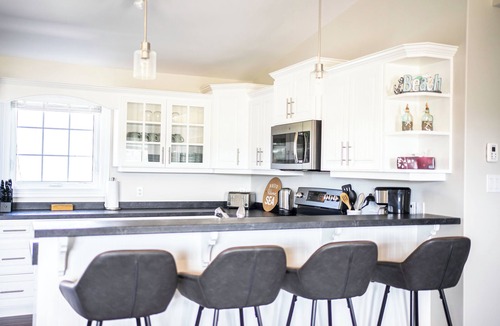 Stanley Bridge House | Meadowview Suite @ The Gables of PEI - Bright and Comfortable Suites with Resort Style Amenities