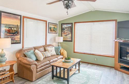 Klamath House | Meadowview