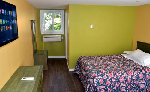 Meaford Hotel | Meaford Inn