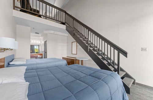 Potosi Cabin | Meals Included | Sunnen Lodge YMCA Lofted Room