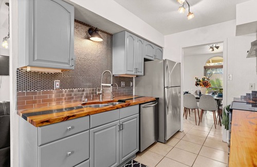 Medical Center District House | Med Center! No stairs, Private Patio & Game Room