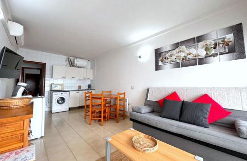 Almadraba-Canyelles Apartment | Meda chica 2d