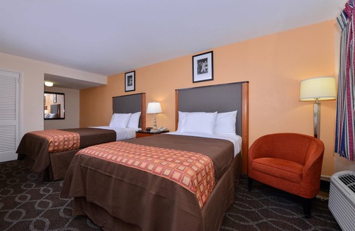 Moylan Hotel | Media Inn and Suites